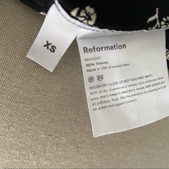 Rare REFORMATION Jaz Wrap Dress Black Size XS - Picture 13 of 13